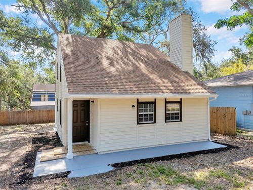 8521 N 29th St, TAMPA, FL, 33604-2206 | Card Image