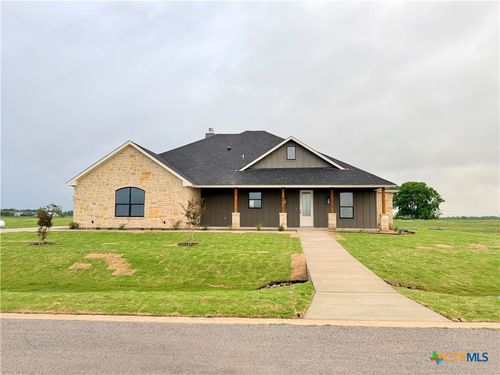 107 Pr 711, Lott, TX, 76656 | Card Image