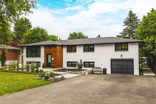 452 John Frederick Dr, Ancaster, ON, L9G2R2 | Card Image