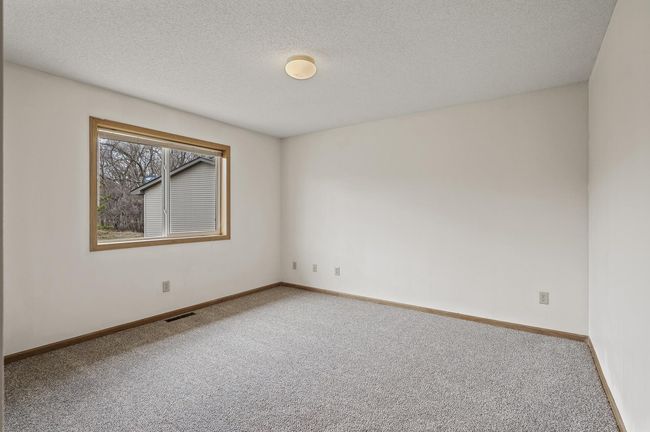 11095 187 Th Ave Nw, Townhouse with 3 bedrooms, 2 bathrooms and null parking in Elk River MN | Image 12