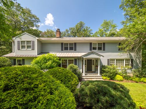 30 Wild Duck Rd, Wilton, CT, 06897-2827 | Card Image