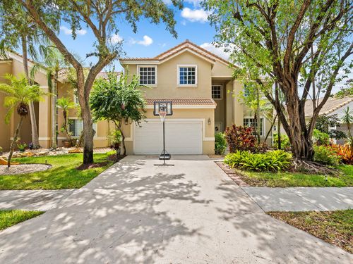 301 Cameron Dr, Weston, FL, 33326-3516 | Card Image