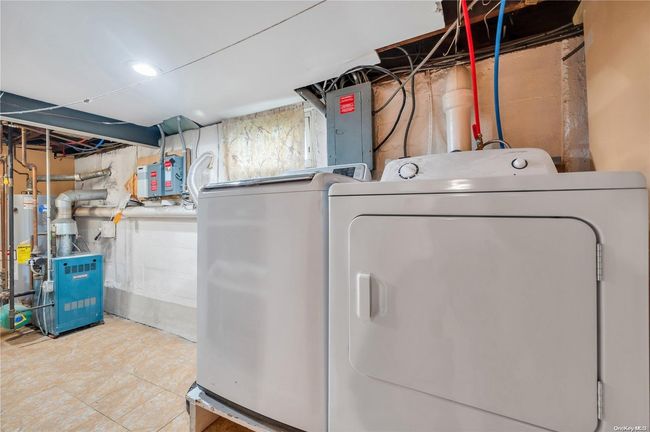 25 N Montgomery St, House other with 4 bedrooms, 2 bathrooms and null parking in Valley Stream NY | Image 25