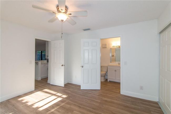 5 - 1172 Breezy Way, Condo with 2 bedrooms, 2 bathrooms and null parking in Sebastian FL | Image 19