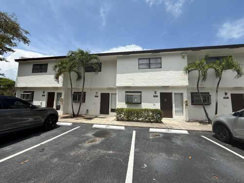 287-287 Nw 15th Street Nw, Boca Raton, FL, 33432 | Card Image