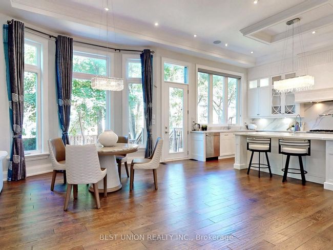 43 Dromore Cres, House other with 7 bedrooms, 6 bathrooms and 2 parking in North York ON | Image 16