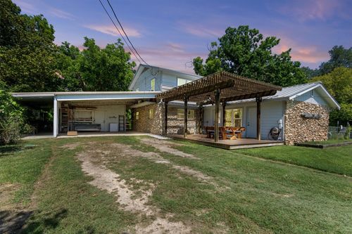 159 Waldrip Ln, Martindale, TX, 78655-2616 | Card Image