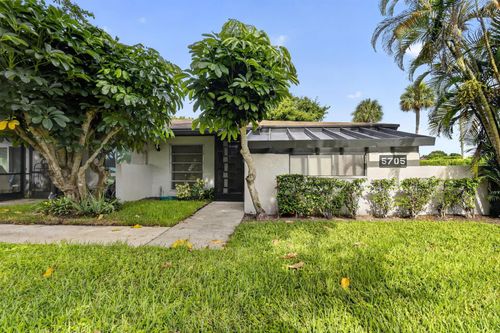 d-5705 Queen Palm Ct, Delray Beach, FL, 33484-2003 | Card Image
