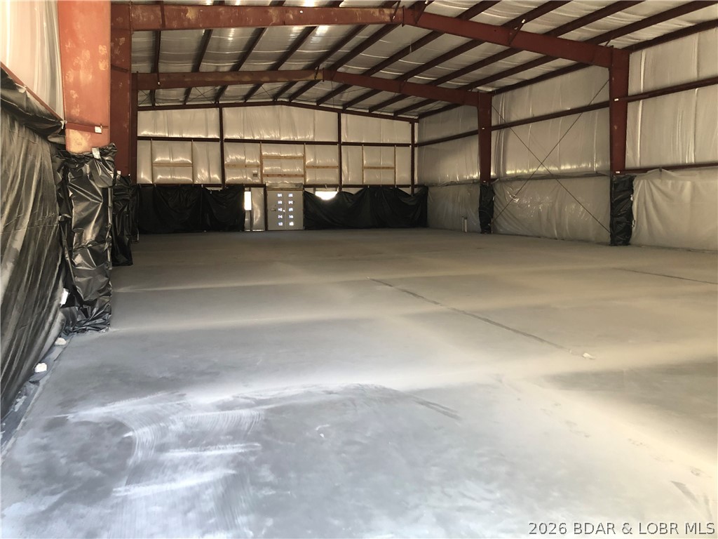 Commercial Sale in Eldon 2