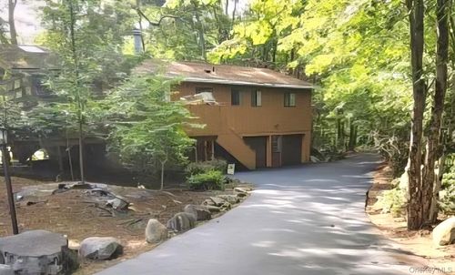 63 Pebble Path, Rock Hill, NY, 12775-6511 | Card Image