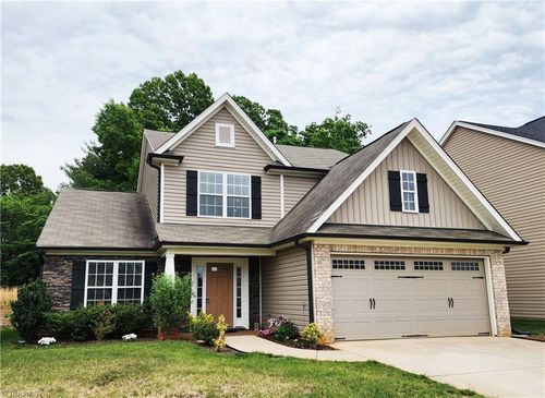 1460 Land Grove Dr, Kernersville, NC, 27284-0117 | Card Image