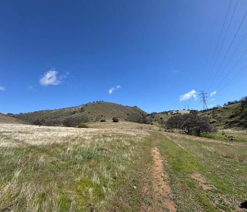 42 Panoche Rd, Paicines, CA, 95043 | Card Image