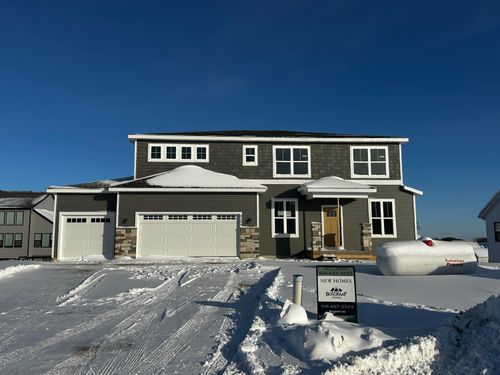 8288 Eagle Peak Dr, Jenison, MI, 49428-8792 | Card Image