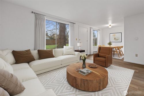 10423 13th Avenue Ct S, Tacoma, WA, 98444-2717 | Card Image