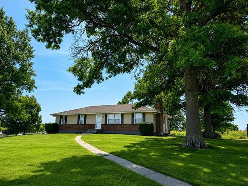 20107 E 215th St, Harrisonville, MO, 64701-4335 | Card Image