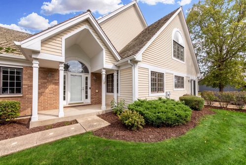 820 Braeman Ct, Libertyville, IL, 60048-5230 | Card Image