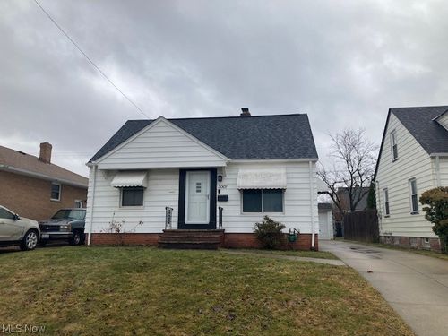 3001 Marmore Ave, Parma, OH, 44134-1322 | Card Image
