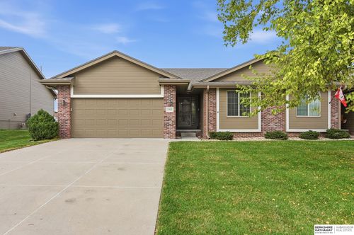15930 Mormon Street, Bennington, NE, 68007 | Card Image