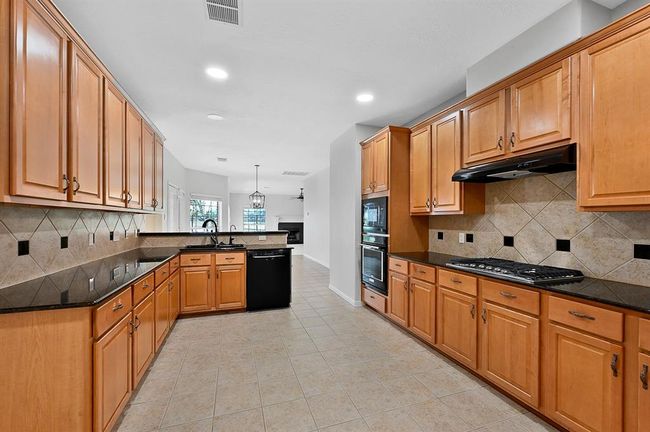 11338 Fawn Springs Ct, House other with 4 bedrooms, 6 bathrooms and 2 parking in Cypress TX | Image 8