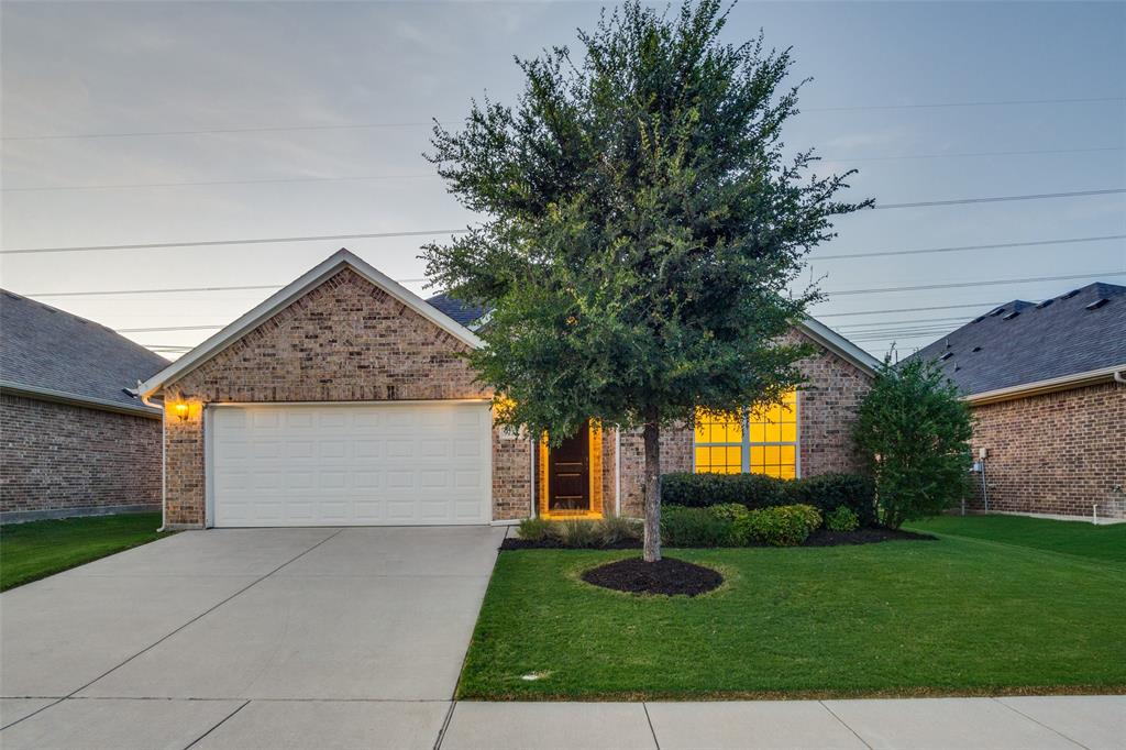 Rio Frio Trl, Fort Worth, TX 76126