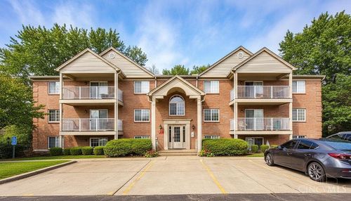 3191 Preserve Ln, Colerain Twp, OH, 45239-6914 | Card Image