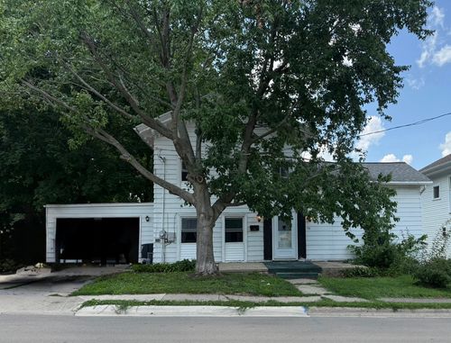 510 S 1st St, Princeton, IL, 61356-1910 | Card Image