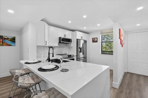 apt-301-2908 Carambola Cir S, Coconut Creek, FL, 33066-2583 | Card Image