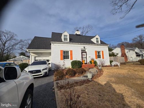 9104 8th St, LANHAM, MD, 20706-2747 | Card Image