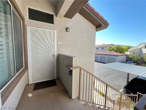 2121-2305 W Horizon Ridge Pkwy, Henderson, NV, 89052-5764 | Card Image