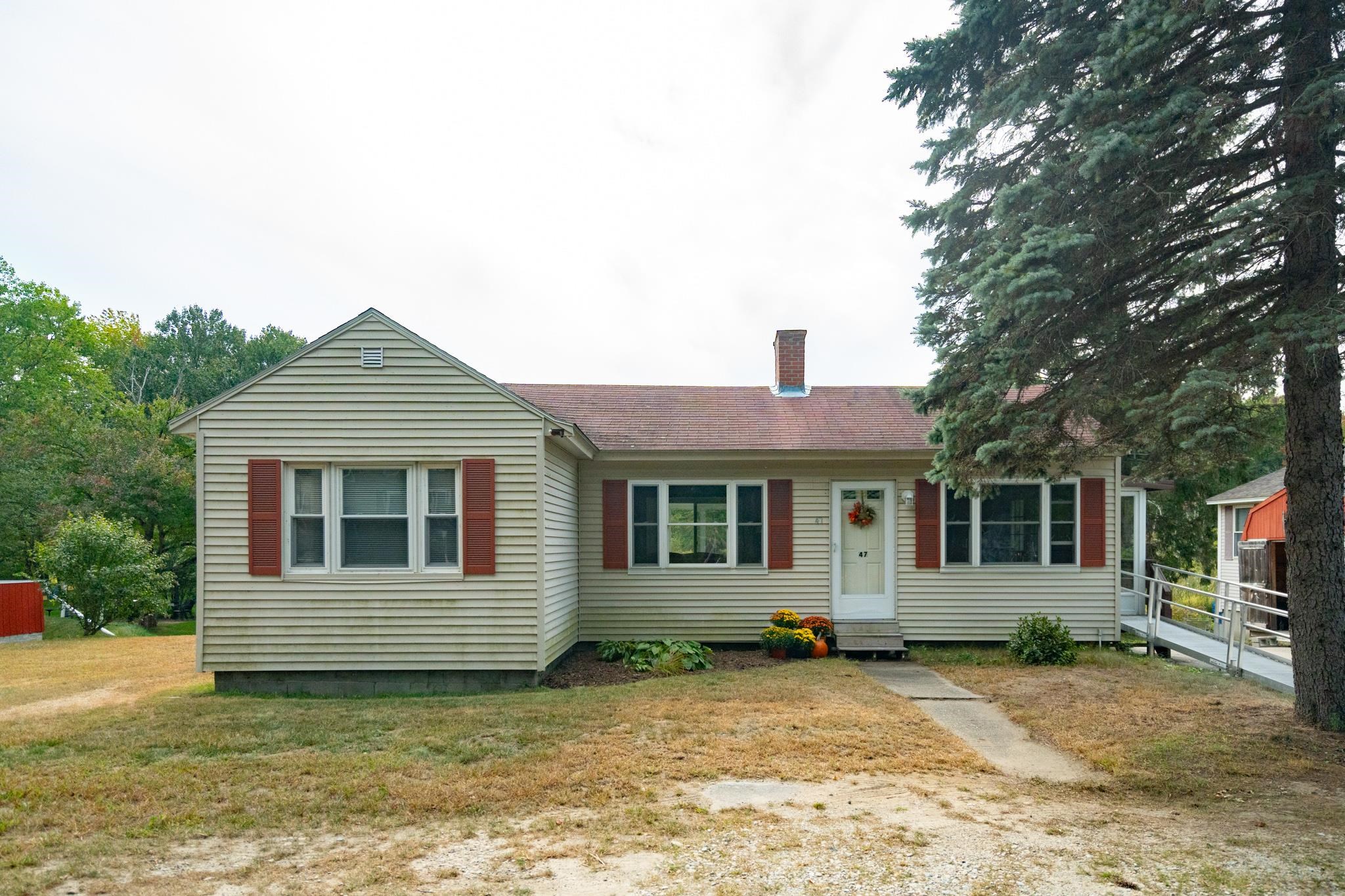 Main St, Salem, NH 03079
