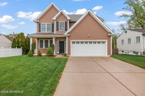 136 Southwood Dr, Old Bridge, NJ, 08857-1627 | Card Image