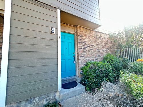 2c-6509 Hickock Dr, Fort Worth, TX, 76116-2114 | Card Image