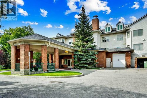 1920 14 Ave Ne, Calgary, AB, T2E8V4 | Card Image