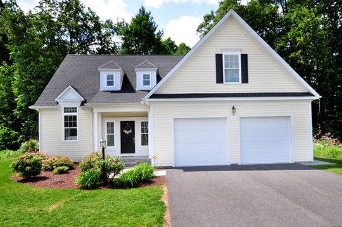 98-98 Cambridge Ct, Simsbury, CT, 06070-1340 | Card Image