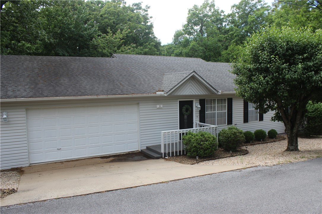Whitton Ln, Bella Vista, AR 72714