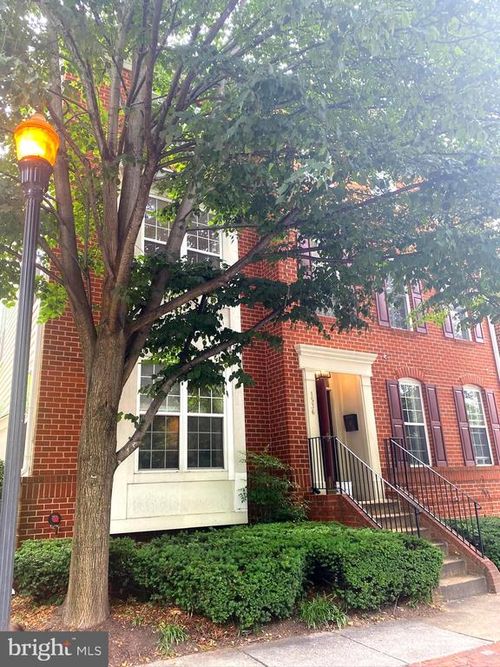 201-1536 Northern Neck Dr, VIENNA, VA, 22182-5537 | Card Image