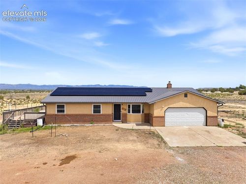 1747 16th St, Penrose, CO, 81240-9621 | Card Image