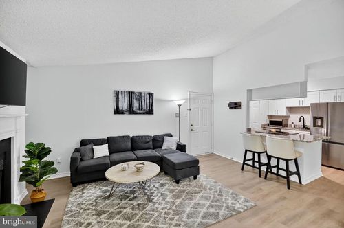 apt-302-1530 Lincoln Way, MCLEAN, VA, 22102-5884 | Card Image