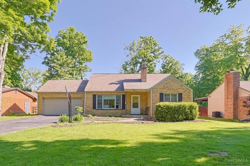 6844 High Meadows Dr, Cincinnati, OH, 45230 | Card Image