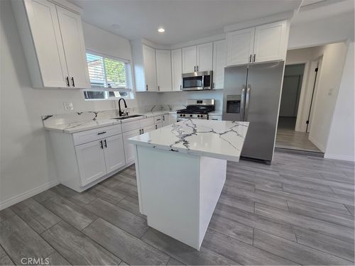 16328 Parthenia St, North Hills, CA, 91343-4705 | Card Image