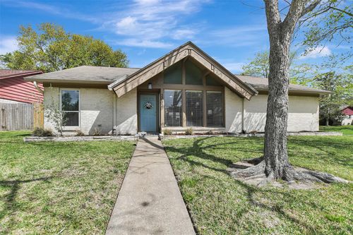 2002 Savanna Court S, League City, TX, 77573 | Card Image