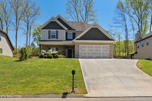 533 Carrington Blvd, Lenoir City, TN, 37771-6454 | Card Image