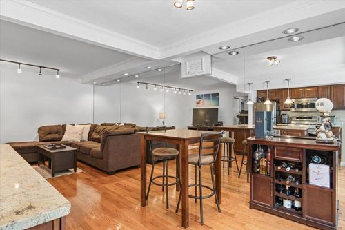 apt-t-81 Edwards St, Roslyn Heights, NY, 11577-1295 | Card Image
