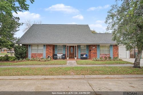 3757 Annette Dr, Metairie, LA, 70001-3868 | Card Image