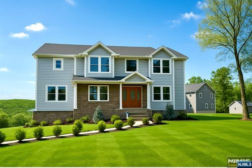 7 Burma Ct, West Milford, NJ, 07480-3128 | Card Image