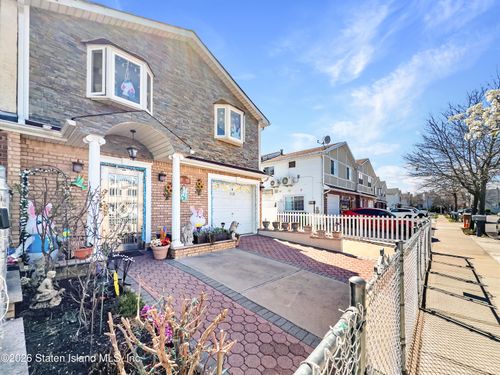 268 Ada Dr, Staten Island, NY, 10314-1434 | Card Image