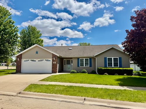 901 E 21st St, Sterling, IL, 61081-1353 | Card Image