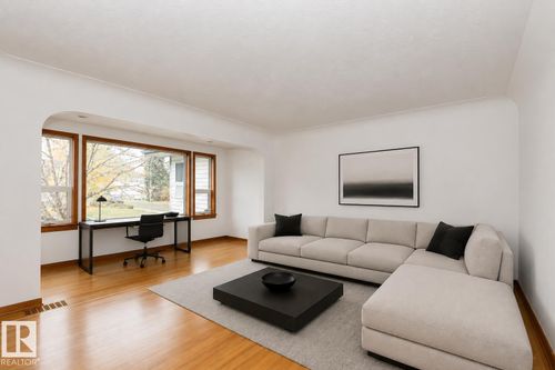 8935 120 St Nw, Edmonton, AB, T6G1X6 | Card Image