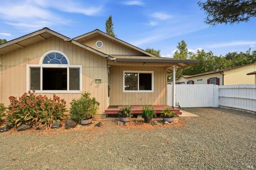 668 1st Street, Upper Lake, CA, 95485 | Card Image