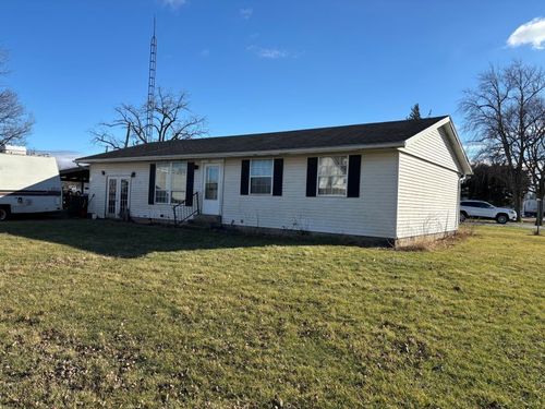 400 North St, Donovan, IL, 60931-6064 | Card Image